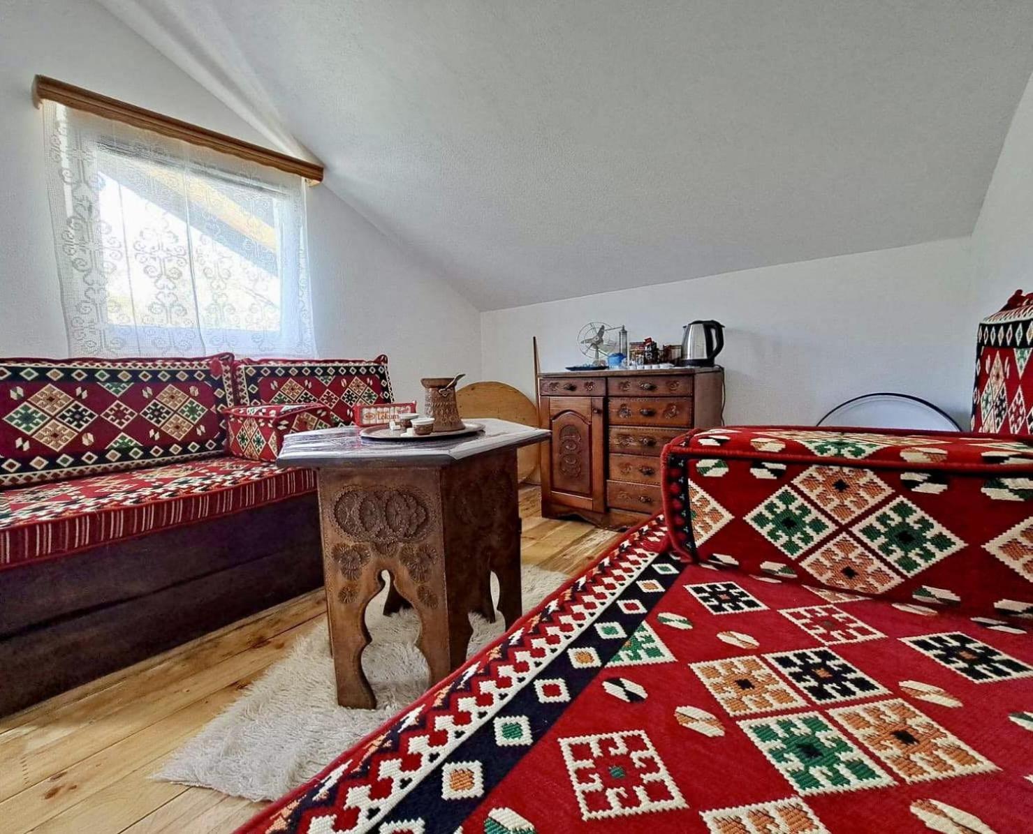 Bed and Breakfast Sobe Zizi Jajce Exteriér fotografie