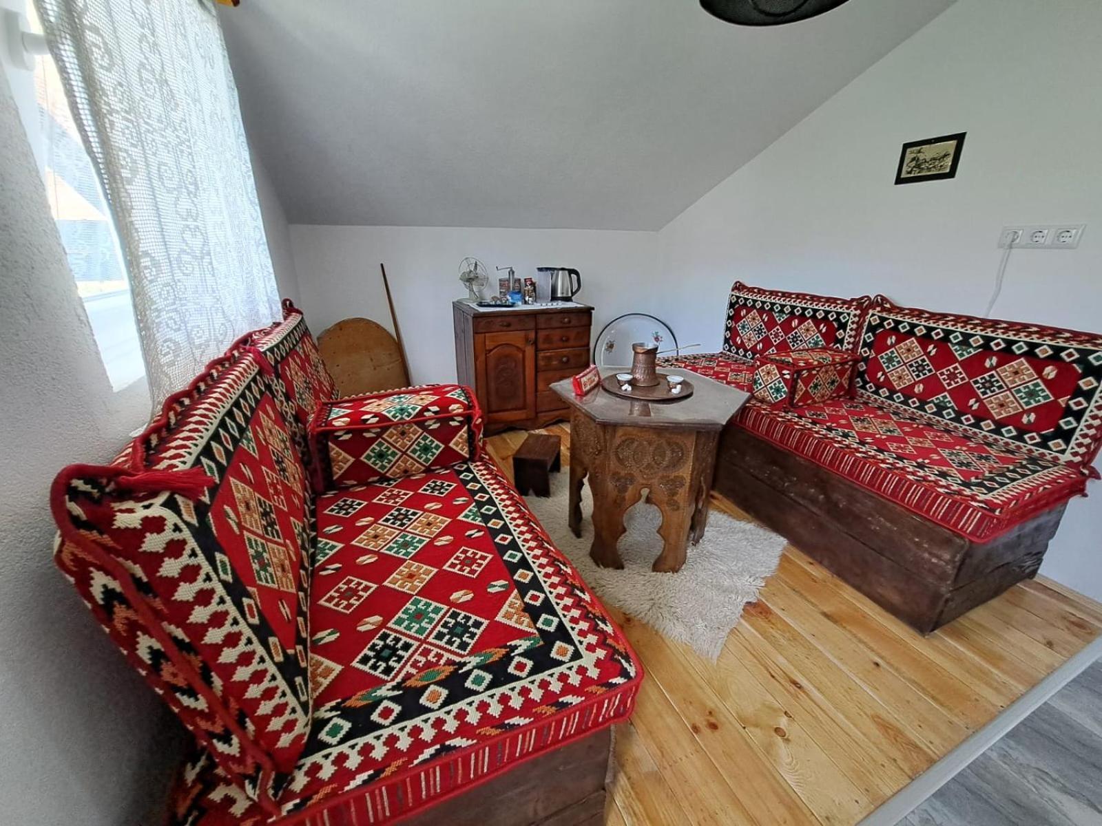 Bed and Breakfast Sobe Zizi Jajce Exteriér fotografie